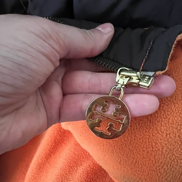 TORY BURCH Quilted Reversible Puffer Vest Brown Orange Sz XS - Picture 4 of 7